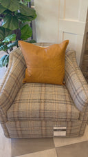 Accent Chairs